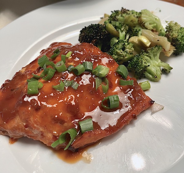 Healthy Recipe, Broiled Gochujang-Glazed Salmon